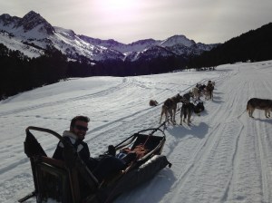 David montado en el trineo